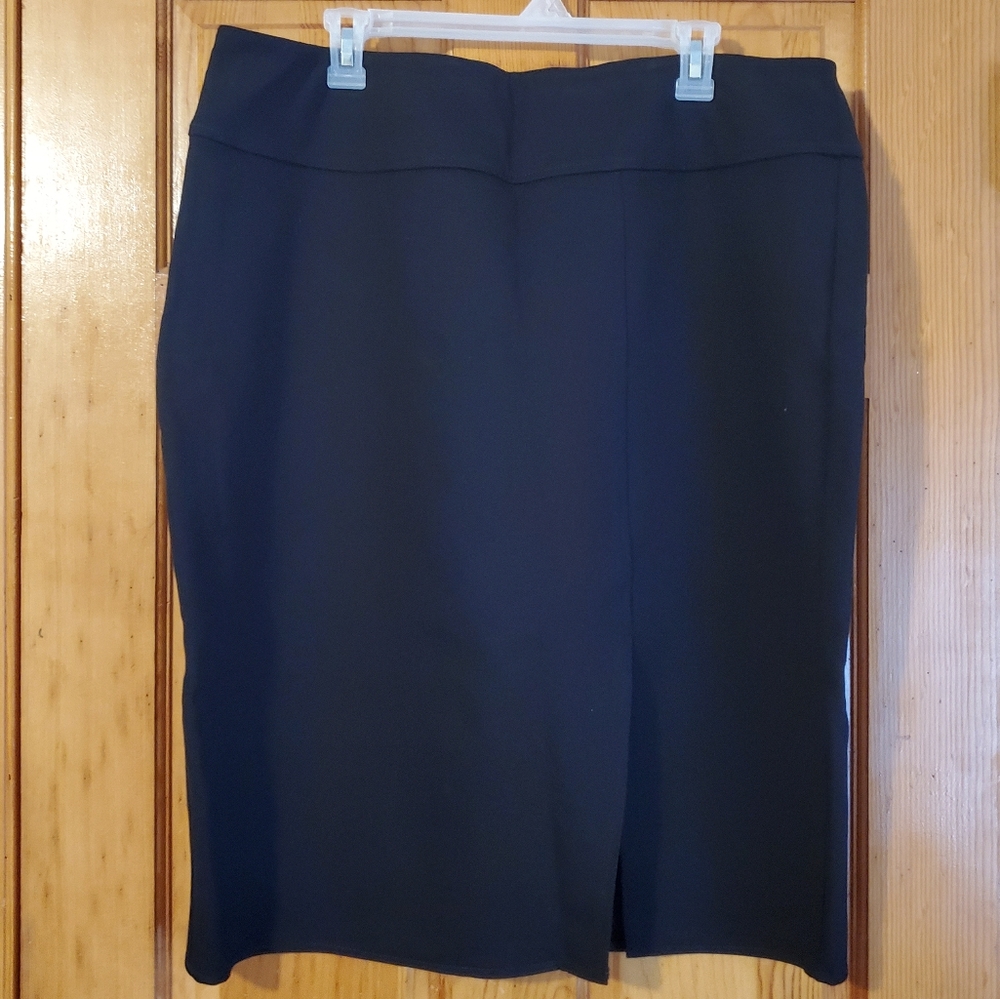 Worthington Skirt